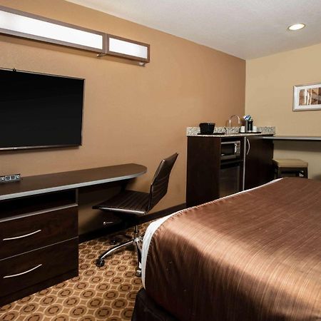 Microtel Inn And Suites Pecos Extérieur photo