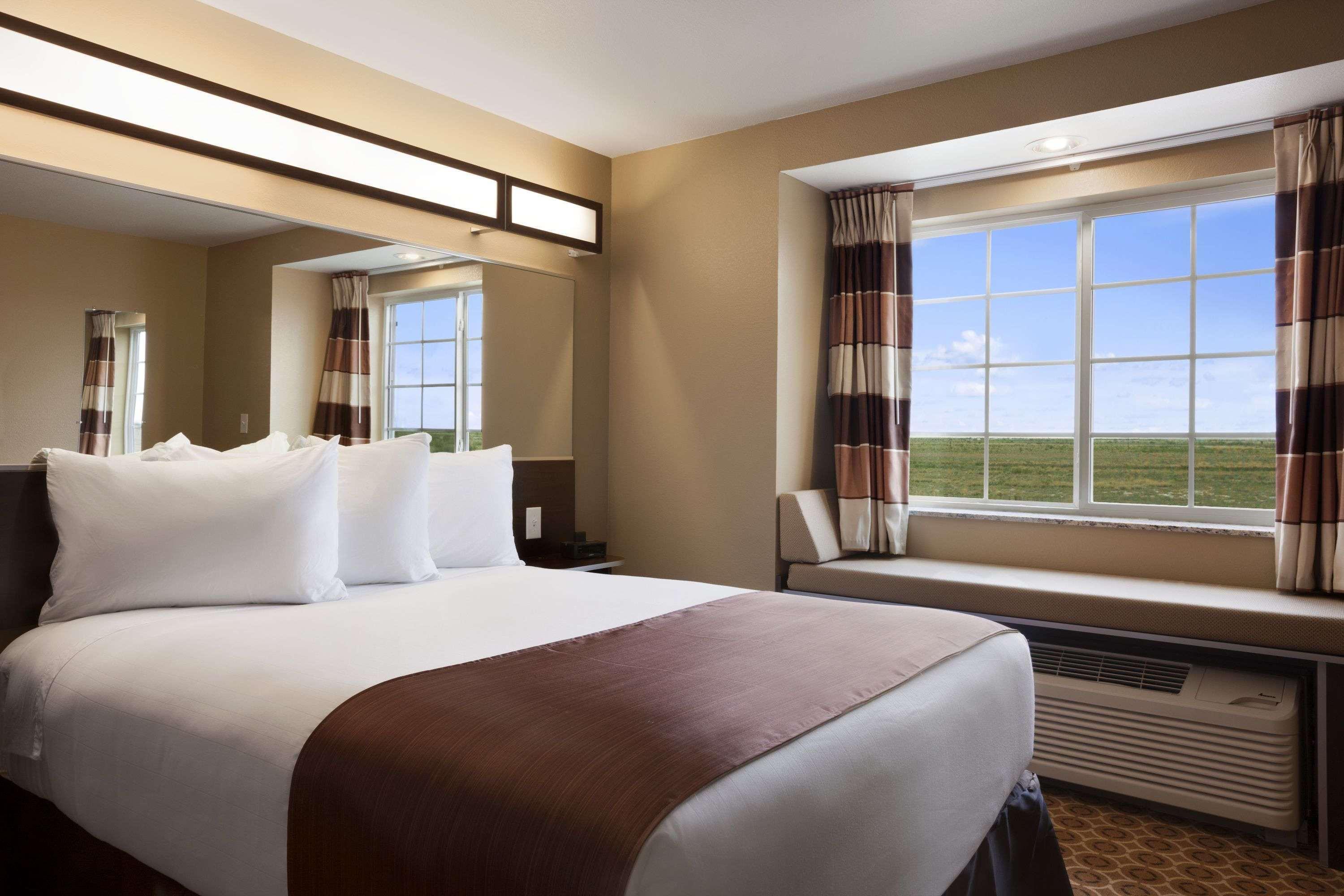 Microtel Inn And Suites Pecos Extérieur photo