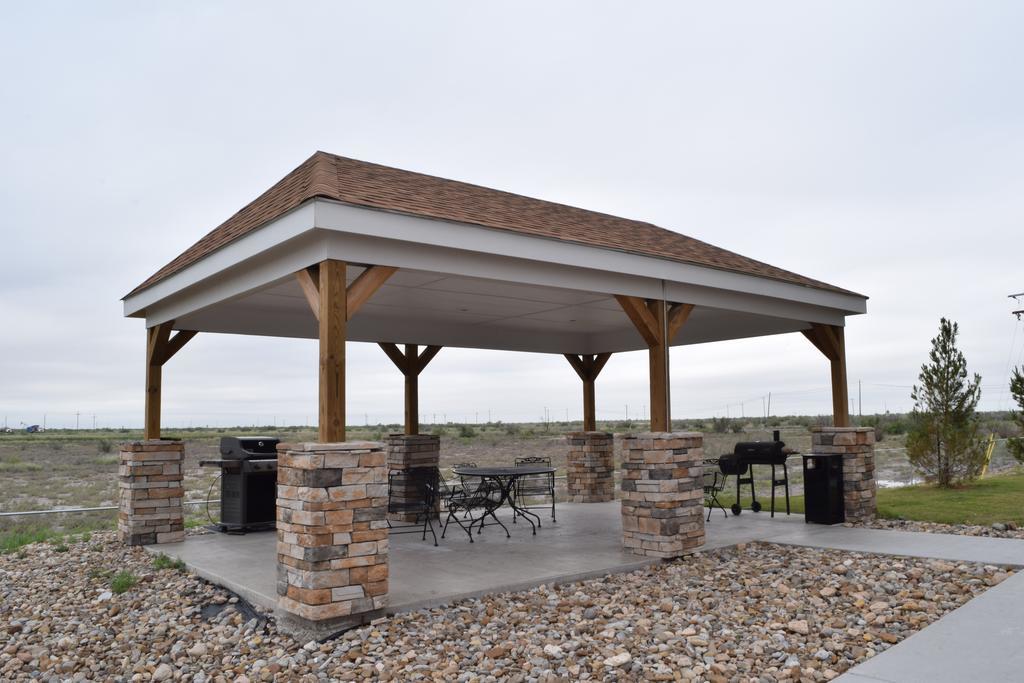 Microtel Inn And Suites Pecos Extérieur photo