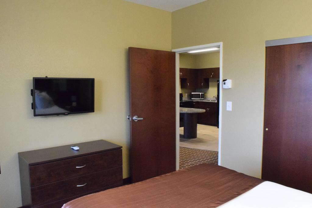 Microtel Inn And Suites Pecos Chambre photo