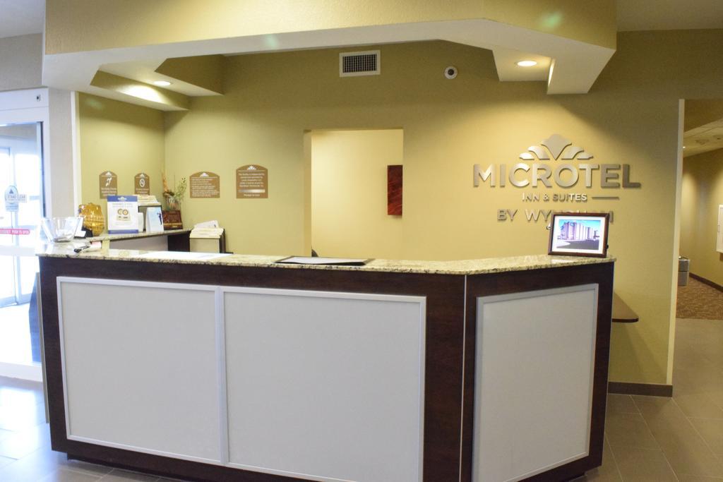 Microtel Inn And Suites Pecos Extérieur photo