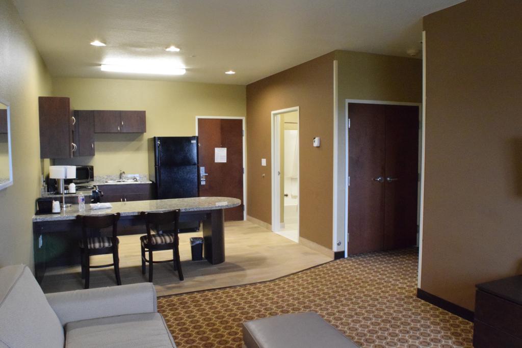 Microtel Inn And Suites Pecos Chambre photo