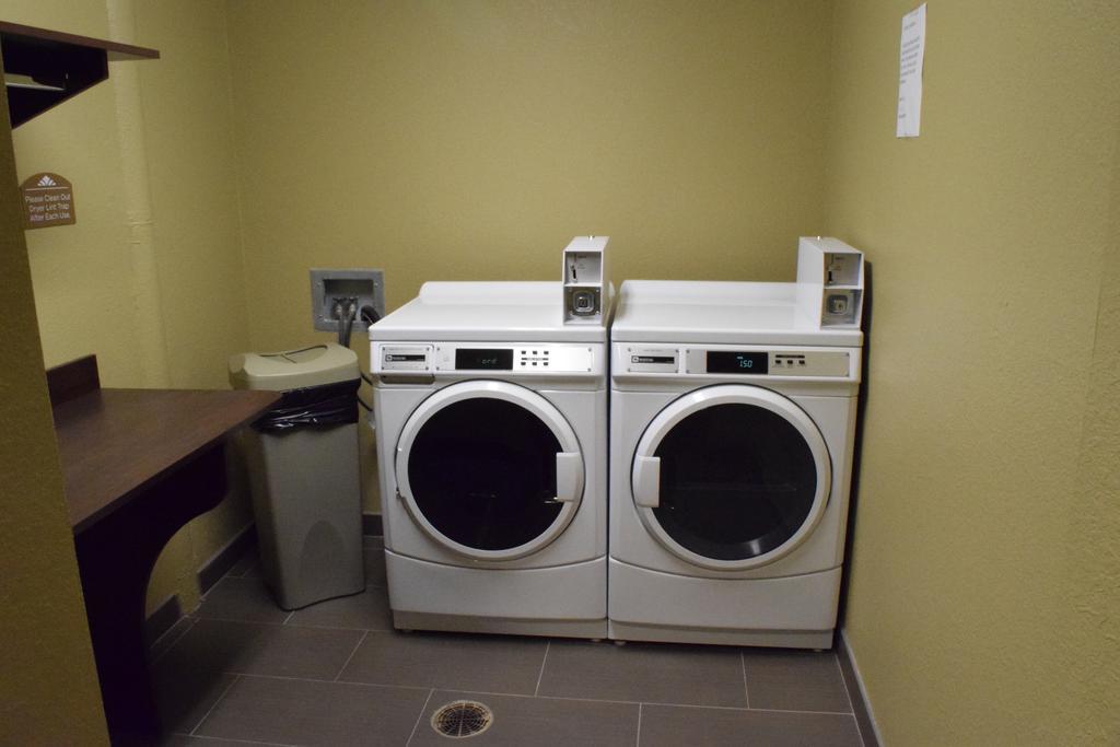 Microtel Inn And Suites Pecos Extérieur photo